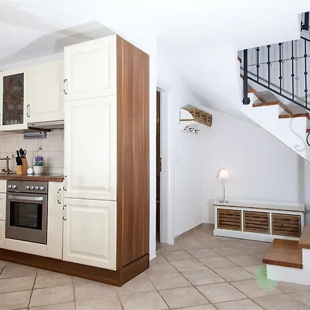 Apartment Apartments Plana, Zaostrog *