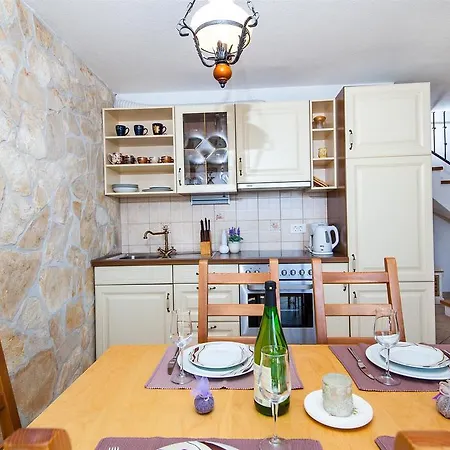 Apartments Plana, Zaostrog Zaostrog