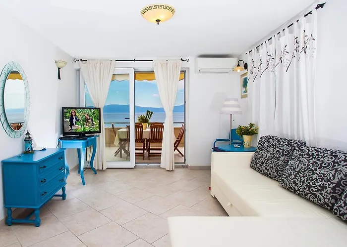 Plana, Apartamento